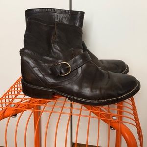 Fiorentini and Baker leather ankle boot size 40